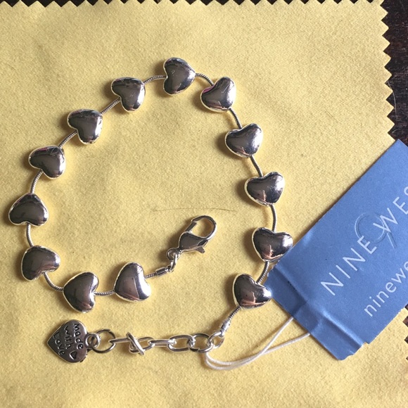 Nine West Silver heart bracelet - 8-1/2” NWT - Picture 3 of 5